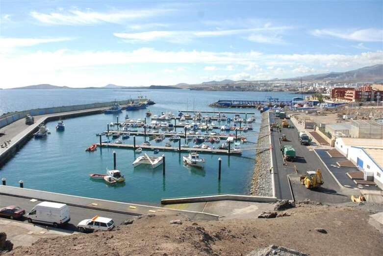 Imagen de archivo del muelle de Taliarte/TA.